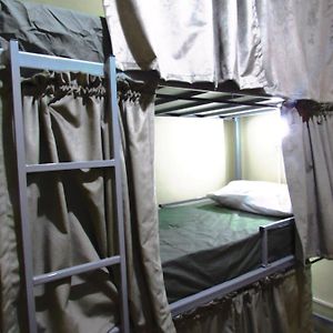 Habitación para Hombres Compartida